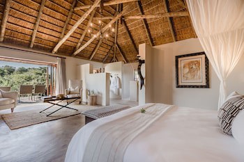 Bukela Game Lodge Amakhala Game Reserve
