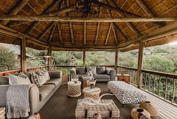 Bukela Game Lodge Amakhala Game Reserve