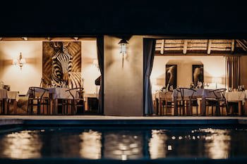 Bukela Game Lodge Amakhala Game Reserve