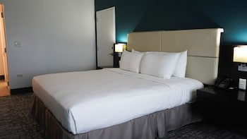 Costa Bahia Hotel & Convention Center