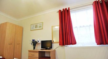 Elmwood Hotel