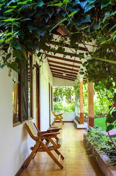 Hotel La Rosa De America