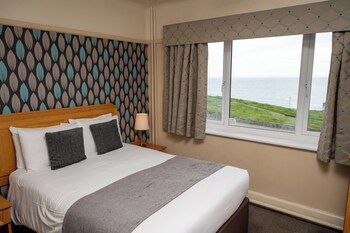 Commodore Hotel Bournemouth By Greene King Inns