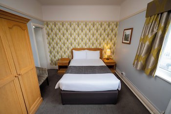 Commodore Hotel Bournemouth By Greene King Inns