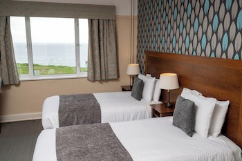 Commodore Hotel Bournemouth By Greene King Inns