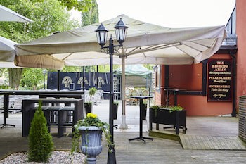 Hotel Bishops Arms