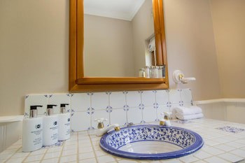 Montagu Vines Guest House