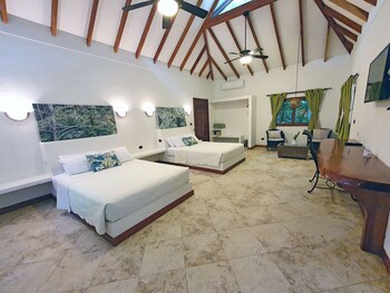 Cariblue Beach And Jungle Resort