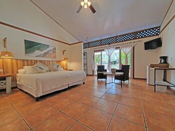 Cariblue Beach And Jungle Resort