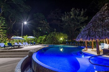Cariblue Beach And Jungle Resort