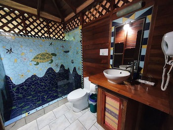 Cariblue Beach And Jungle Resort