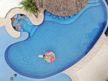 Cariblue Beach And Jungle Resort
