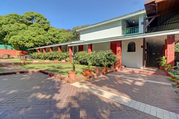 Citrus Chambers Mahabaleshwar