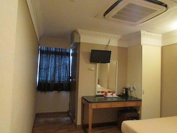 Arianna Hotel