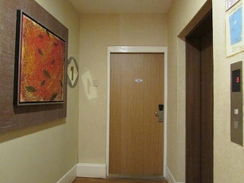 Arianna Hotel