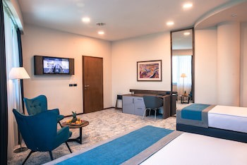 Radon Plaza