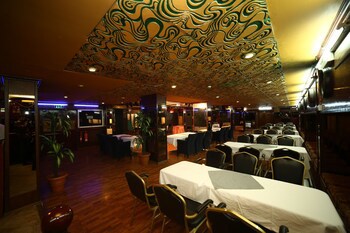 Awal Hotel