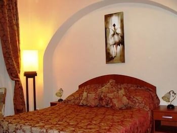 Enjoy Inn