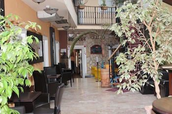 Enjoy Inn