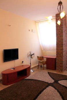 Enjoy Inn