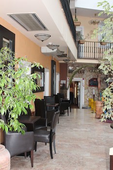Enjoy Inn