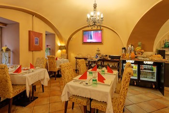 Enjoy Inn
