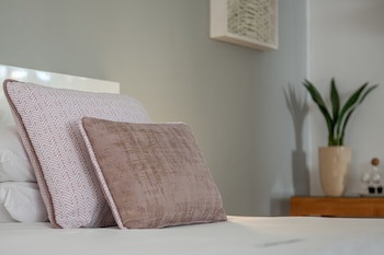 Ballinderry - The Robertson Guest House