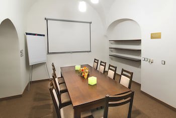 Arkada Hotel