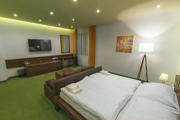Arkada Hotel