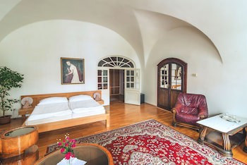 Arkada Hotel