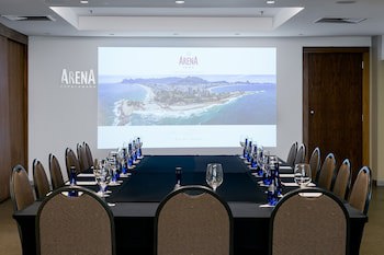 Arena Copacabana Hotel