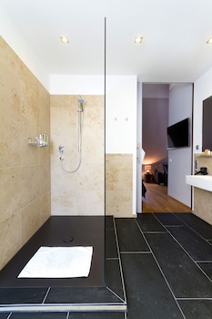 Qube Hotel Bergheim fotoğrafı