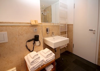 Qube Hotel Bergheim galeri fotoğrafı