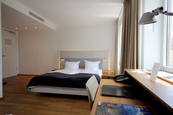 Qube Hotel Bergheim fotoğrafı