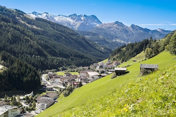 Hotel Alpenherz