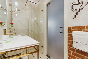 Apartamenty Bracka 6