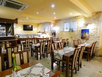 Aparthotel Adler