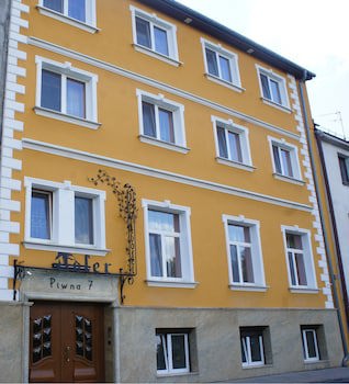 Aparthotel Adler