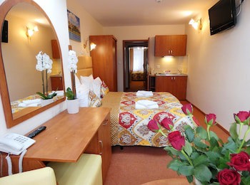 Aparthotel Adler