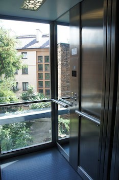 Aparthotel Adler