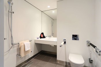 artotel Cologne powered by Radisson Hotels fotoğrafı