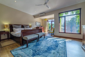 Casterbridge Hollow Boutique Hotel