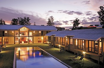 Casterbridge Hollow Boutique Hotel