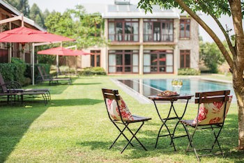 Casterbridge Hollow Boutique Hotel