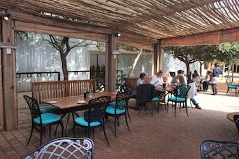 Casterbridge Hollow Boutique Hotel