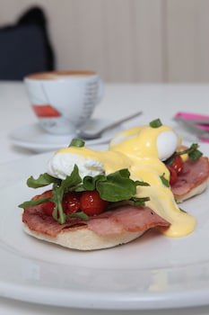 Casterbridge Hollow Boutique Hotel