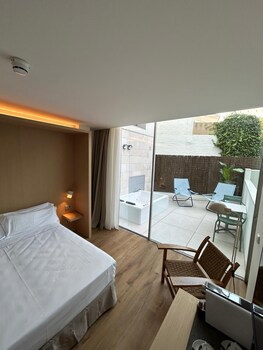 Alenti Sitges Hotel
