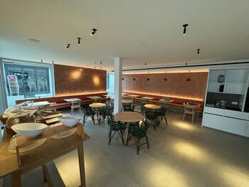 Alenti Sitges Hotel
