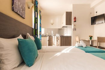Sunseeker Holiday Complex