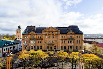 Grand Hotel
